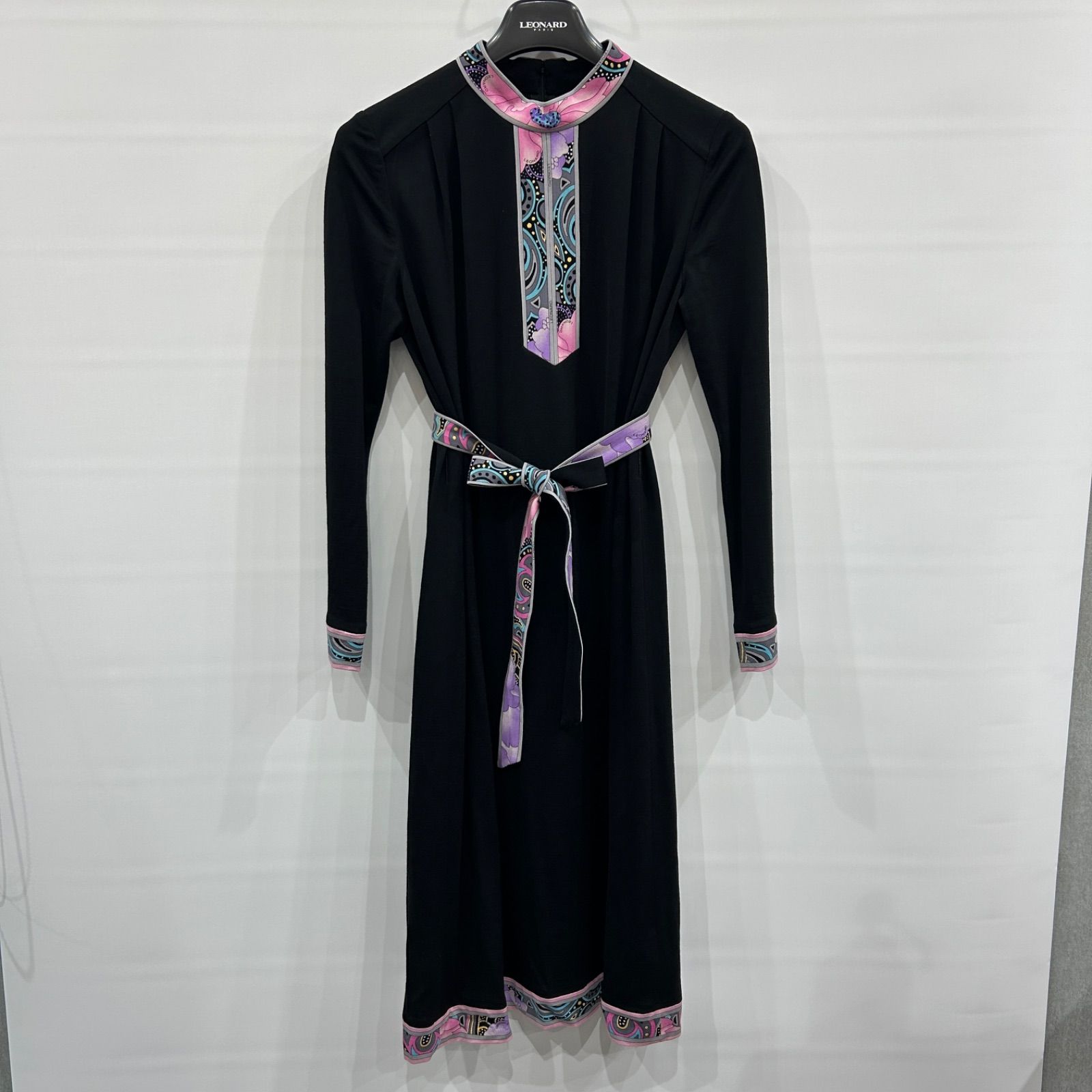 朝生田176 LEONARD レオナール ワンピース 長袖 ブラック サイズ38