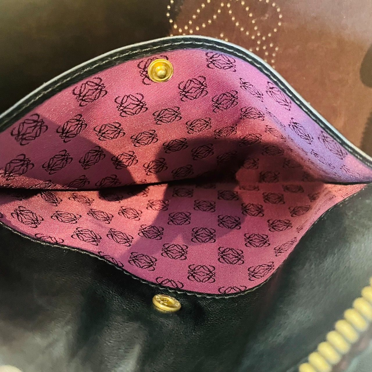 1/31まで値下げ中】【美品】LOEWE ロエベ ショルダーバッグ パンチング 