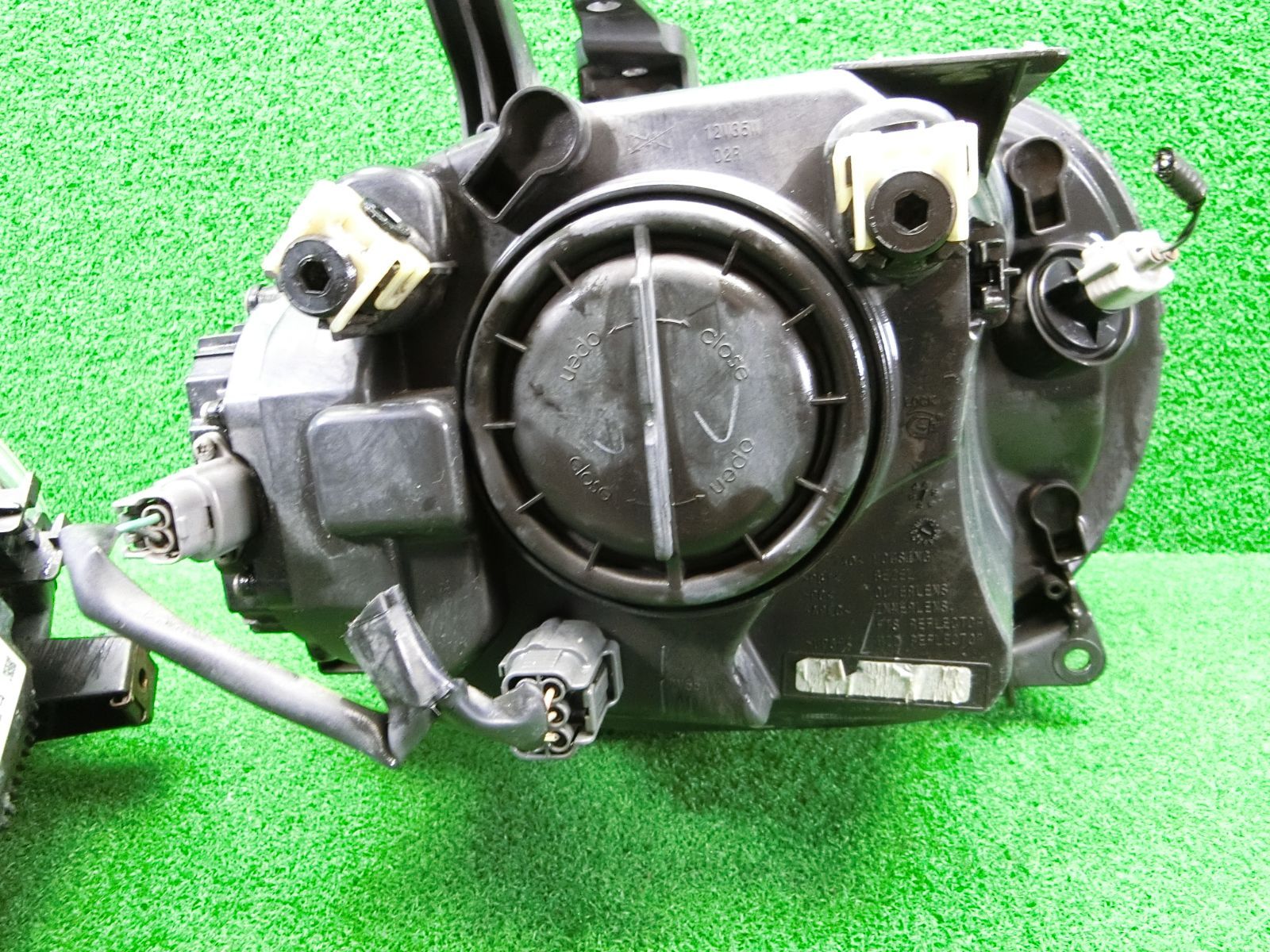 スズキ アルト HA97S ヘッドライト　　左 アルト HA97S LED ヘッドライト 左側 アルト HA97S LED ヘッドライト