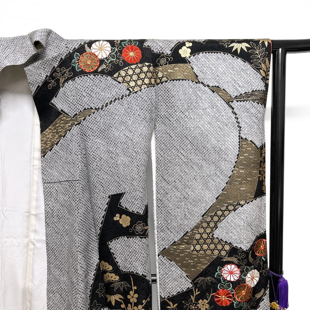 振袖 総絞り 金駒刺繍 金彩 熨斗 松竹梅 モード 着物 124b d ms - メルカリ