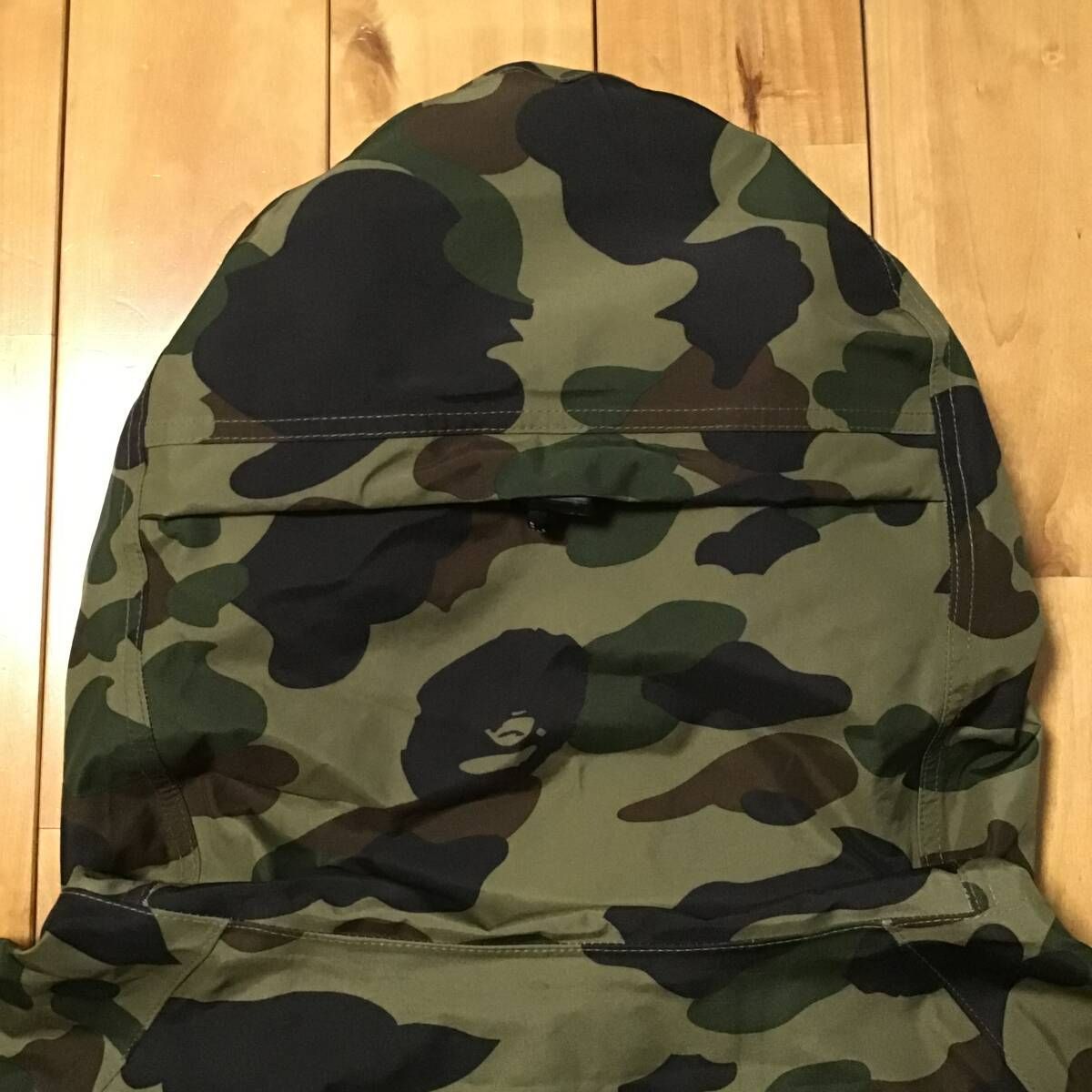 ☆定価以下☆ 新品 GORE TEX スノボジャケット Mサイズ a bathing ape