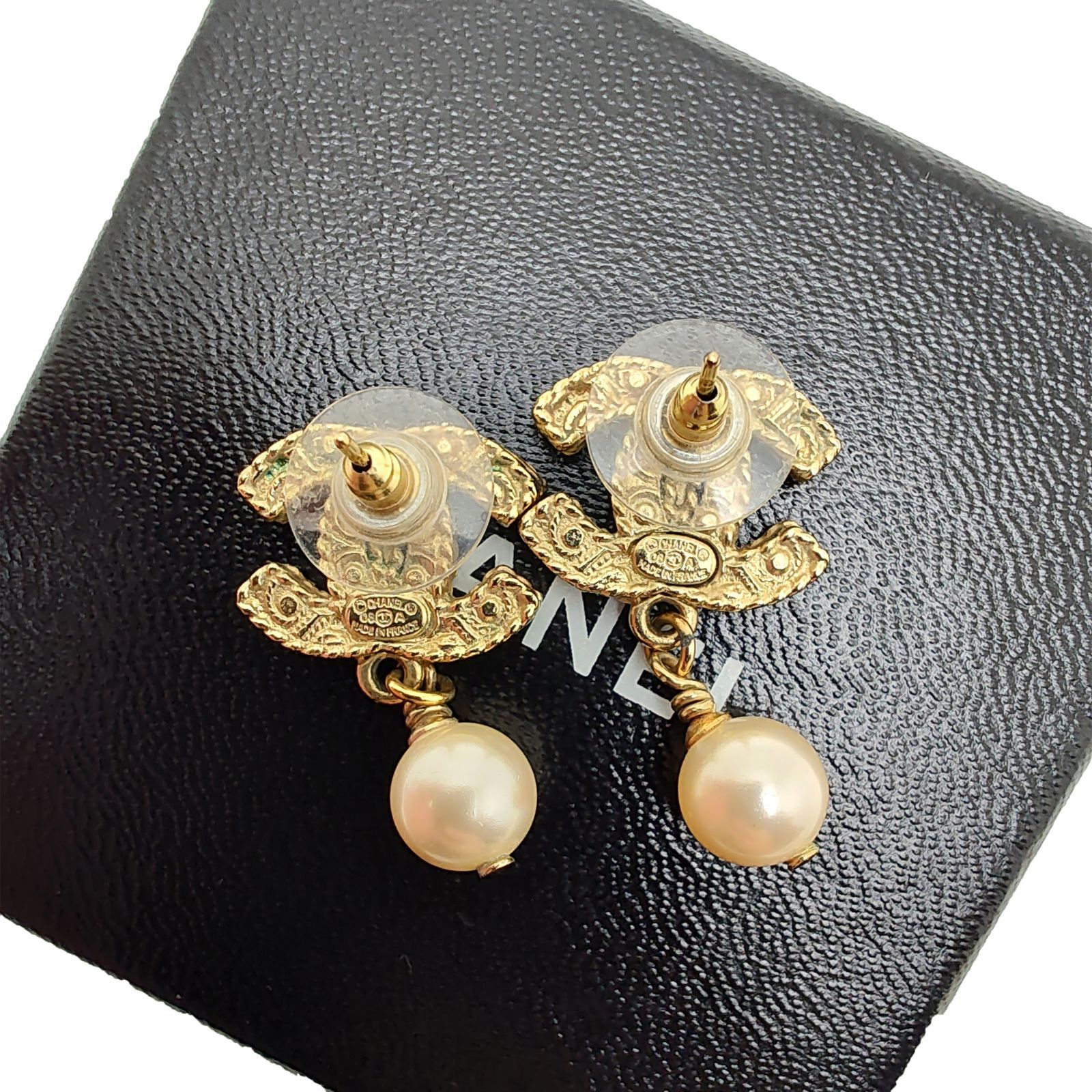 シャネル ココマーク ピアス シャンパンゴールド フェイクパール