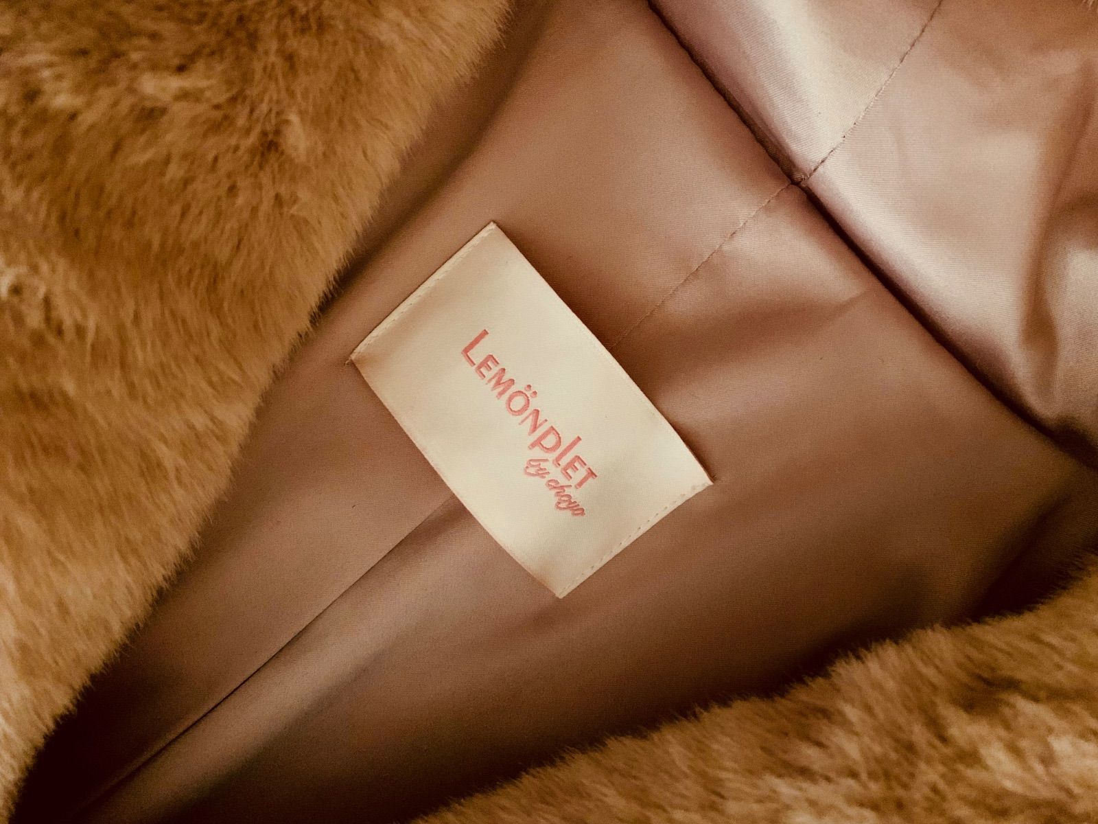 美品✨️ lemonplet レモンプレット フェイクファージャケット ラージ