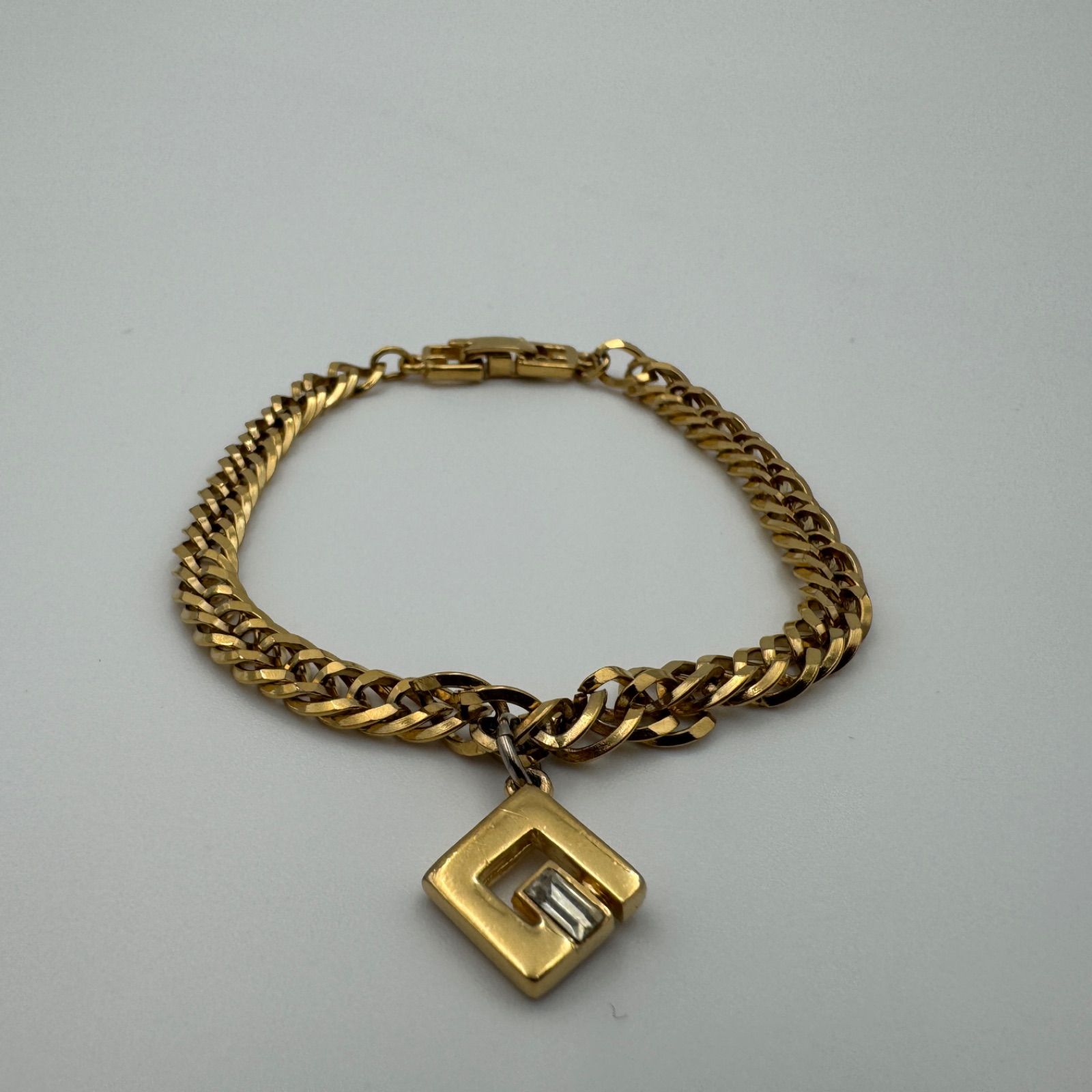 GIVENCHY ジバンシー ブレスレット チャーム ゴールド メンズ