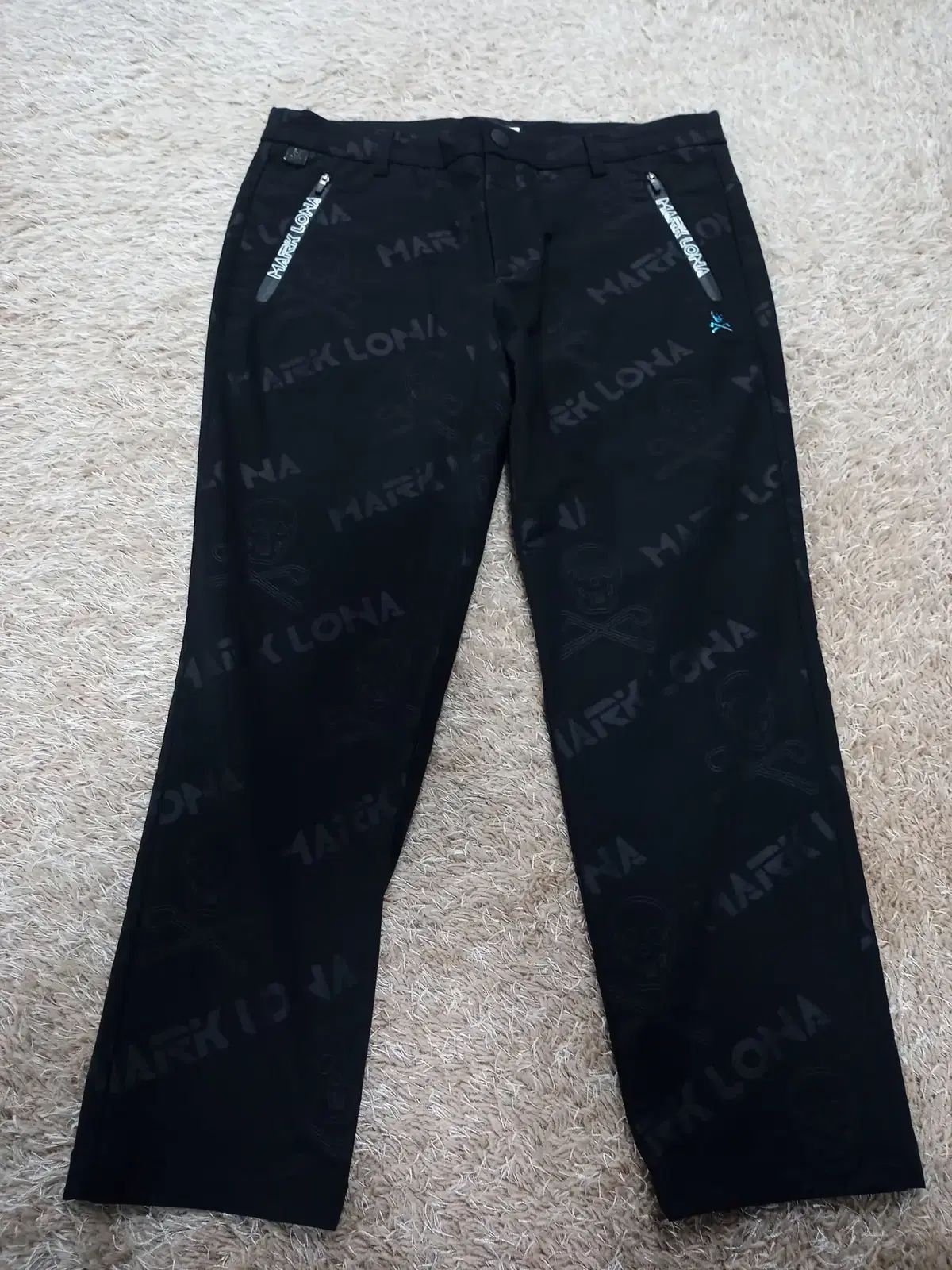 MARK & LONA ゴルフパンツ 46 マークアンドロナ　メンズ　ゴルフ 新品】マークアンドロナ パンツ グリーン×黒 サイドライン 裾スナップ