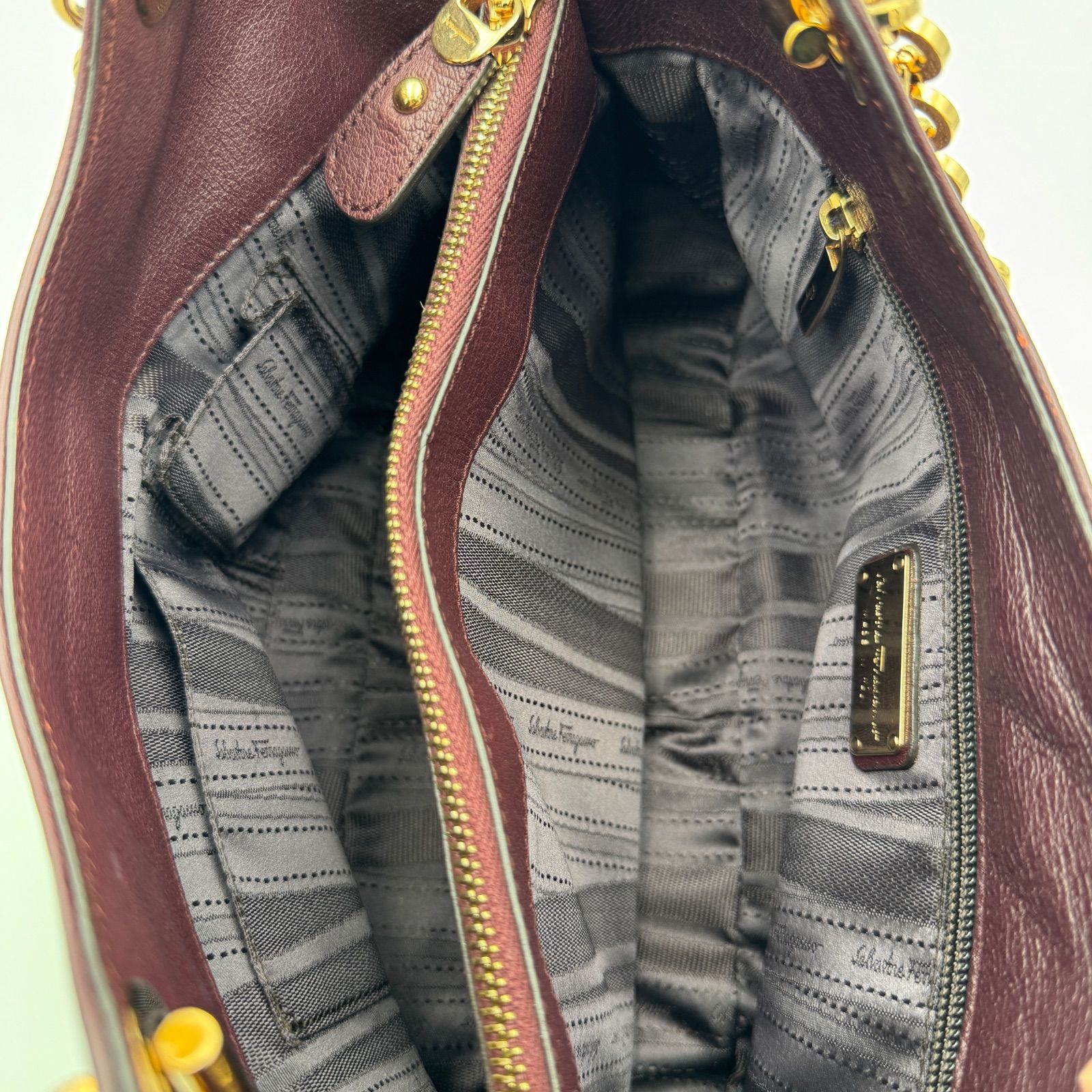 Salvatore Ferragamo サルヴァトーレフェラガモ レザー トートバッグ 