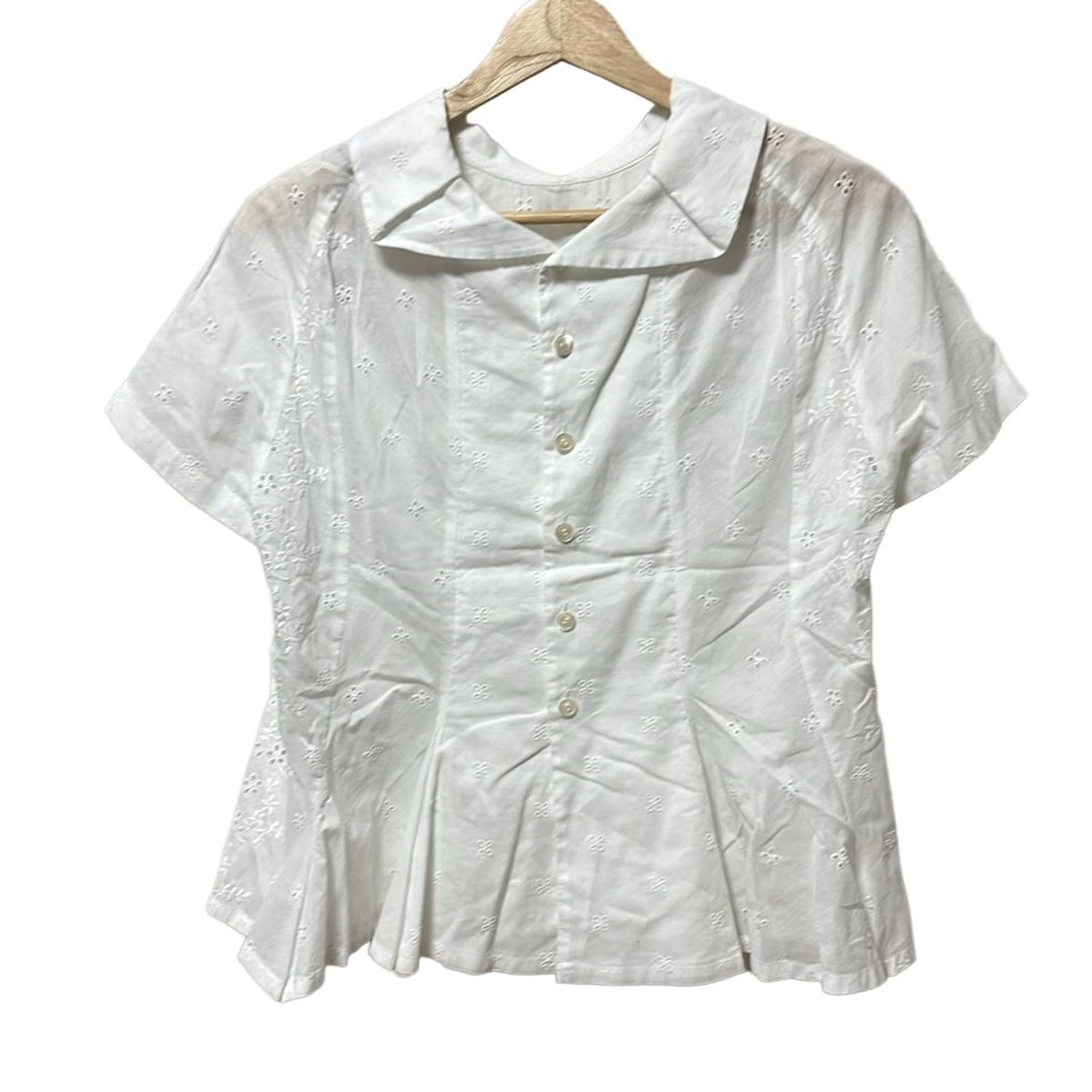 美品 tricot COMME des GARÇONS 白半袖シャツ 美品 tricot COMME des GARÇONS 白半袖シャツ