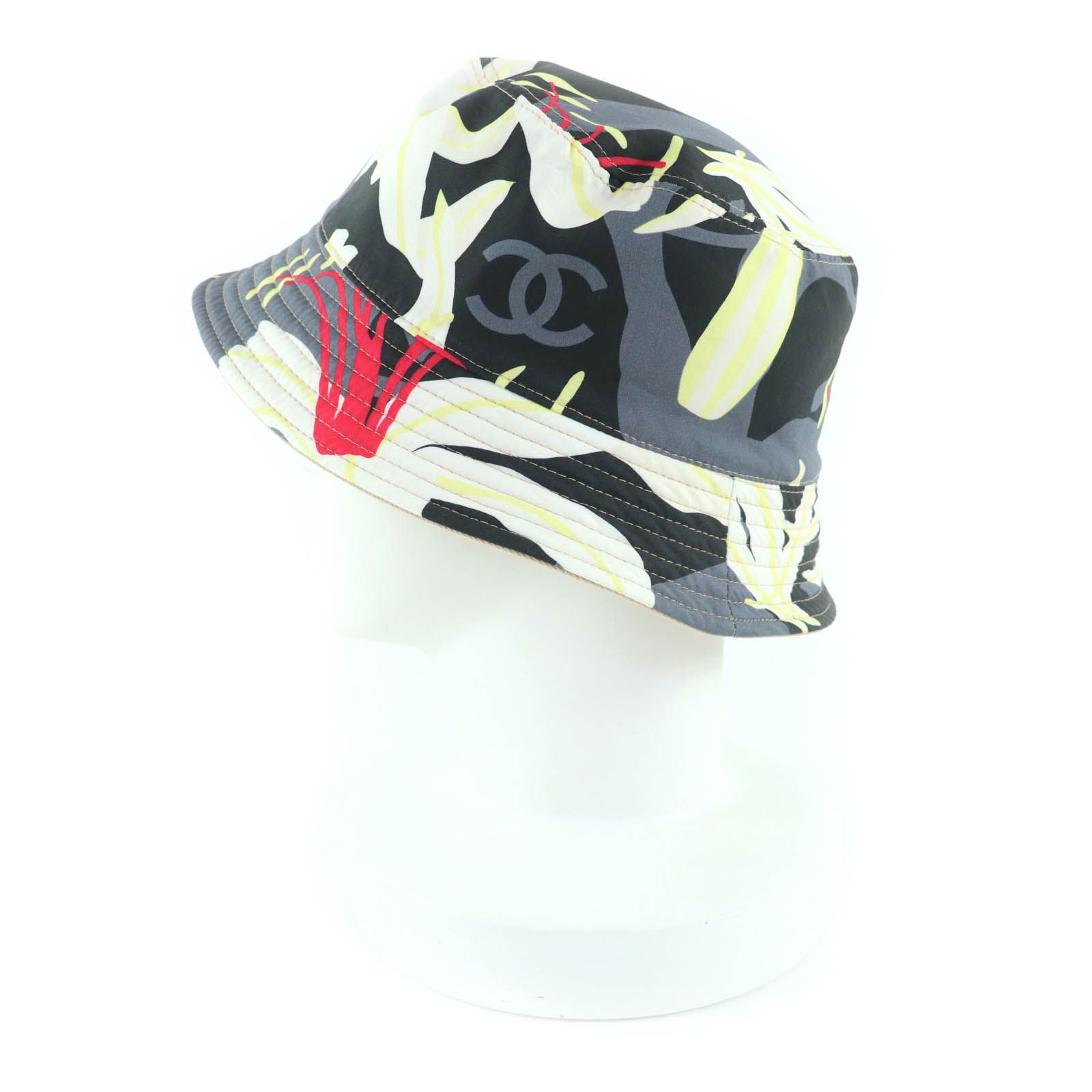 極美品☆CHANEL シャネル M23A リバーシブル ココマーク刺繍入り