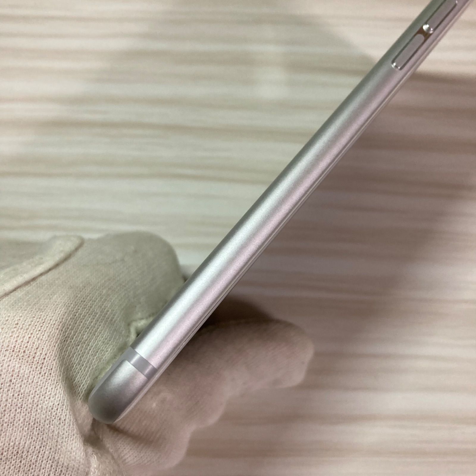 16GB iPhone - 0 Apple メルカリ 割れなし SIMフリー iPhone6s 6s