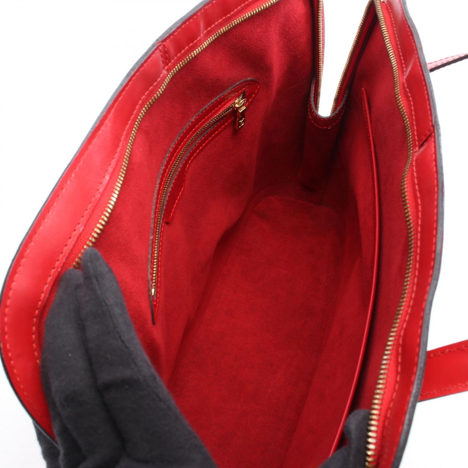 ルイ・ヴィトン LOUIS VUITTON ショルダーバッグ リュサック エピ