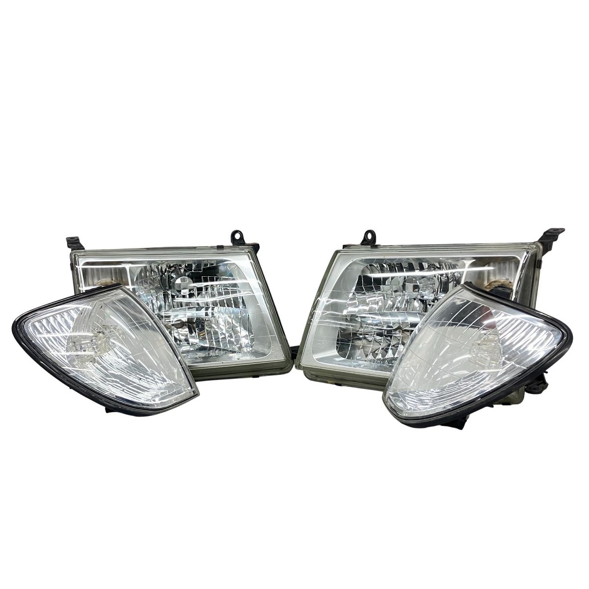 トヨタ ランドクルーザー100 ヘッドライト左右 前期 ペア セット