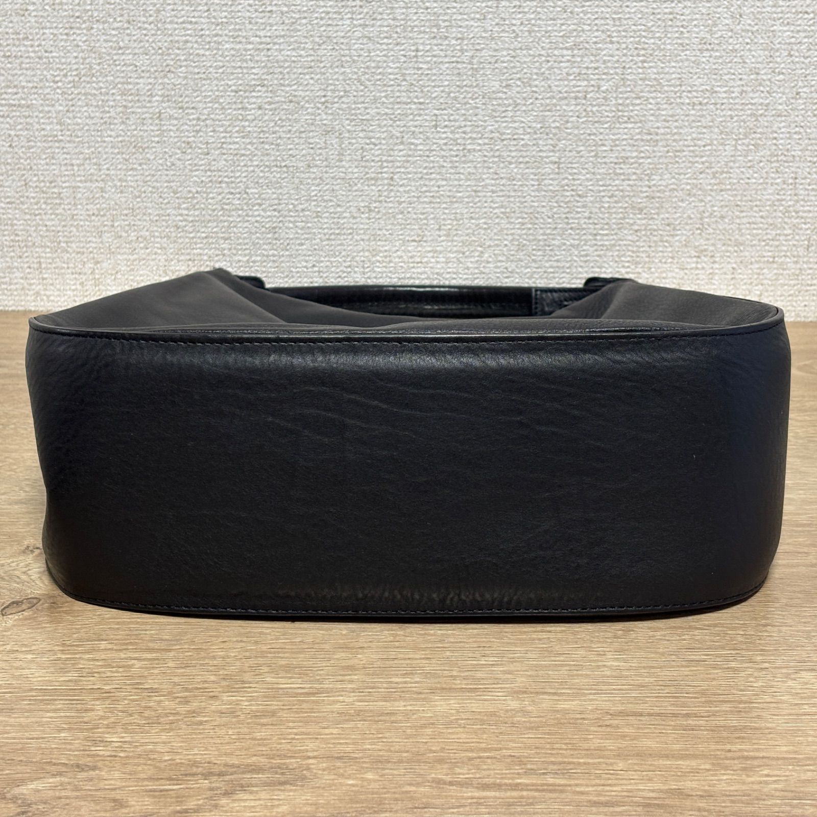 HIROFU ヒロフ レザー ワンショルダーバッグ ハンドバッグ 肩掛け