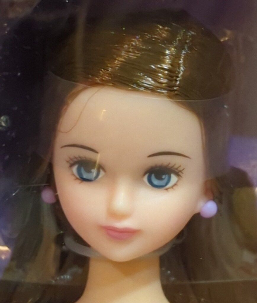 タカラトミー ジェニーフレンド エアリーカットシオン お姉さん系