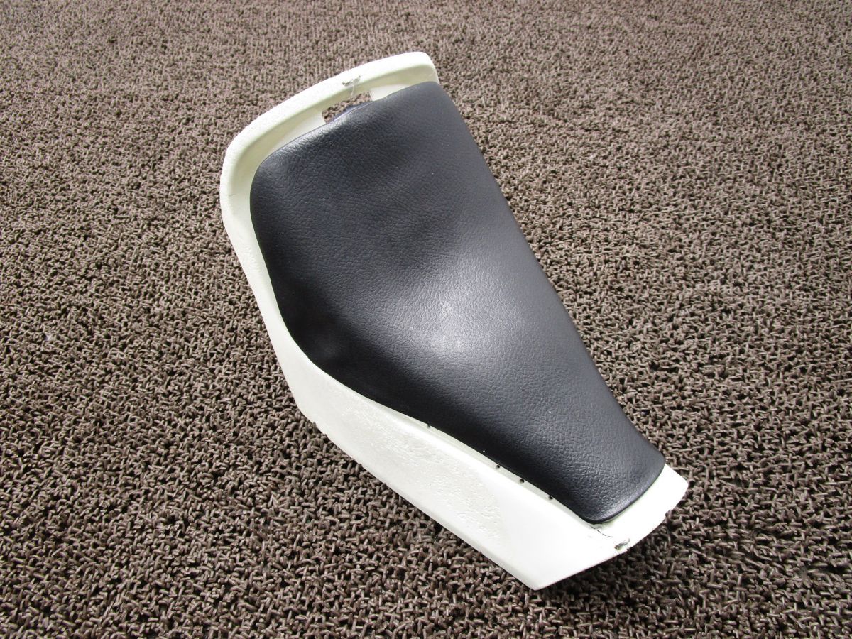 TLM220R シート カウル △A3702！MD23 ホンダ 【 MD23E 】 キャブ車
