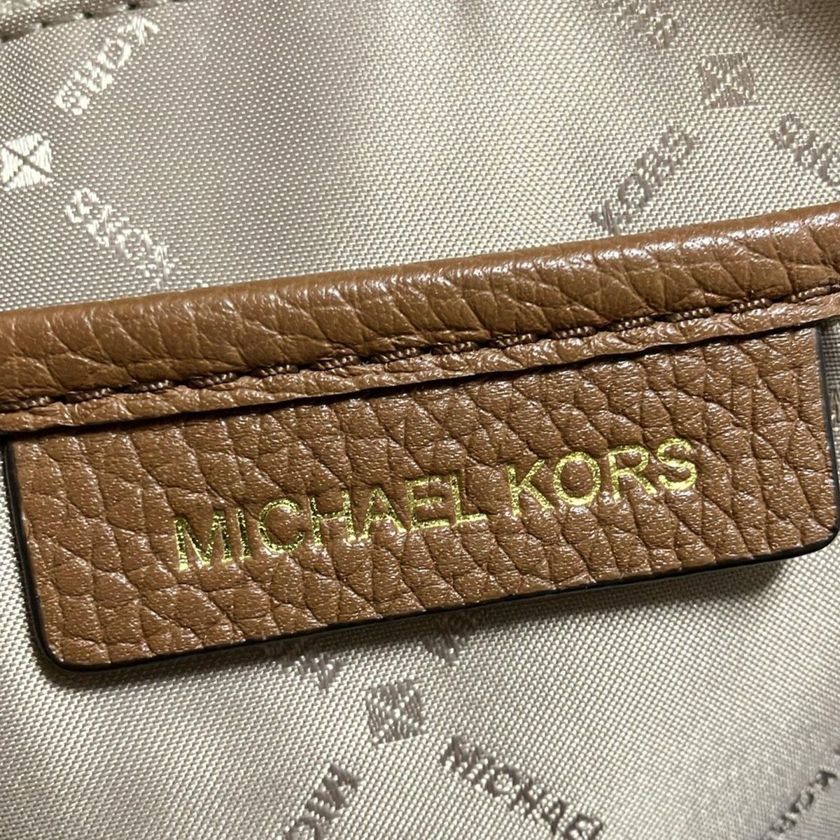 オファー MICHAEL KORS(マイケルコース) リュックサック - 白×ブラウン