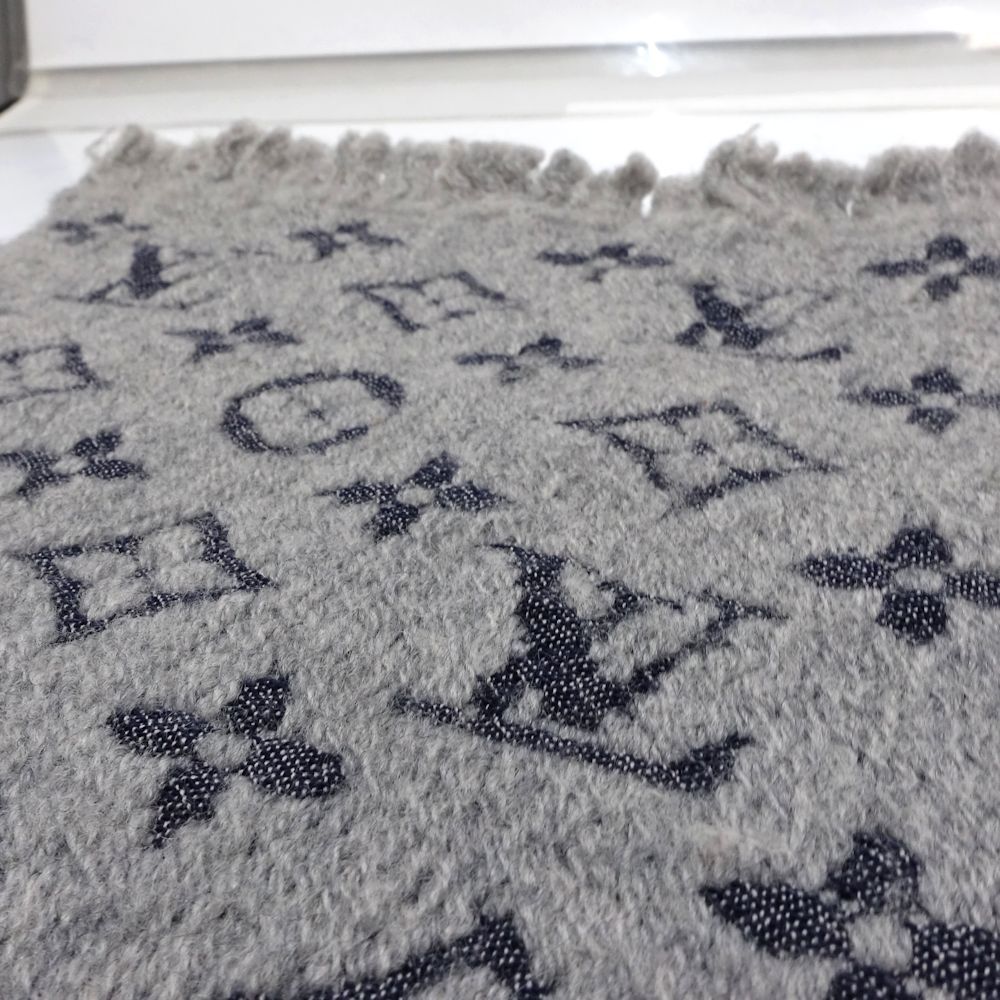 LOUIS VUITTON ルイヴィトン マフラー エシャルプ モノグラム