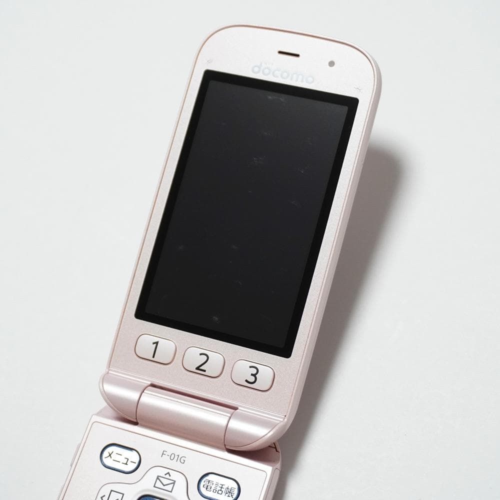 らくらくホン ベーシック4 F-01G ピンク docomo 3G - メルカリ