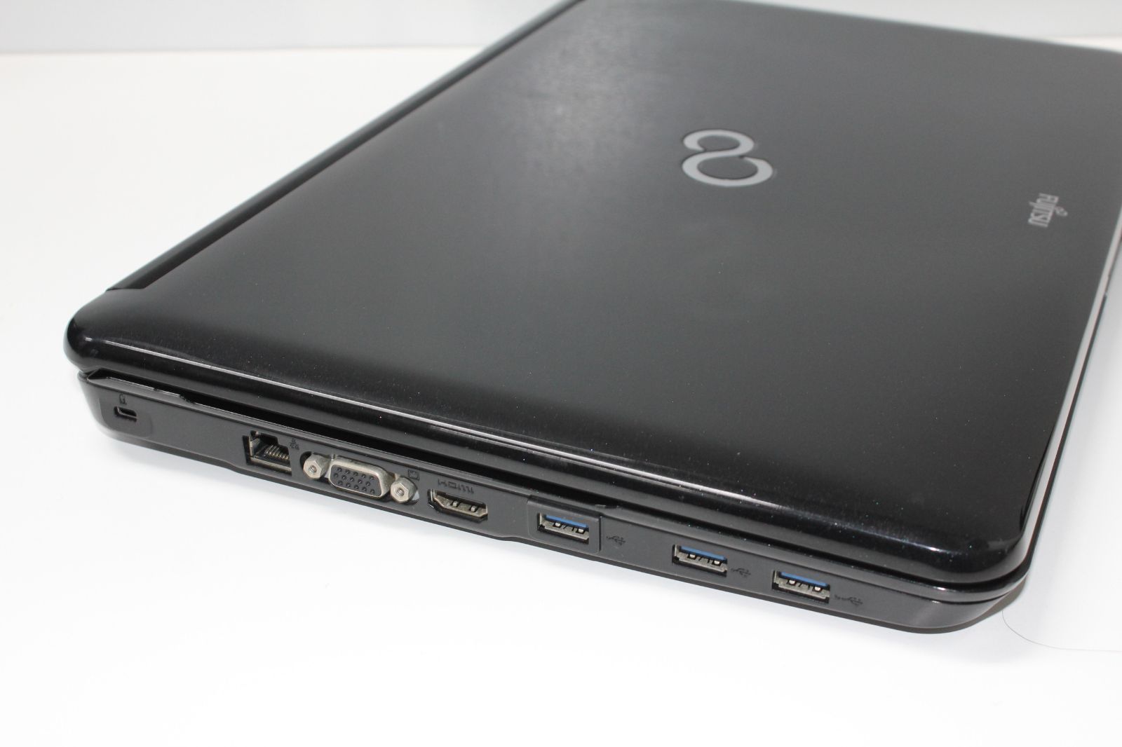 中古ノートPC】富士通〈LIFEBOOK AH77/H〉Intel Core i7/SSD256GB