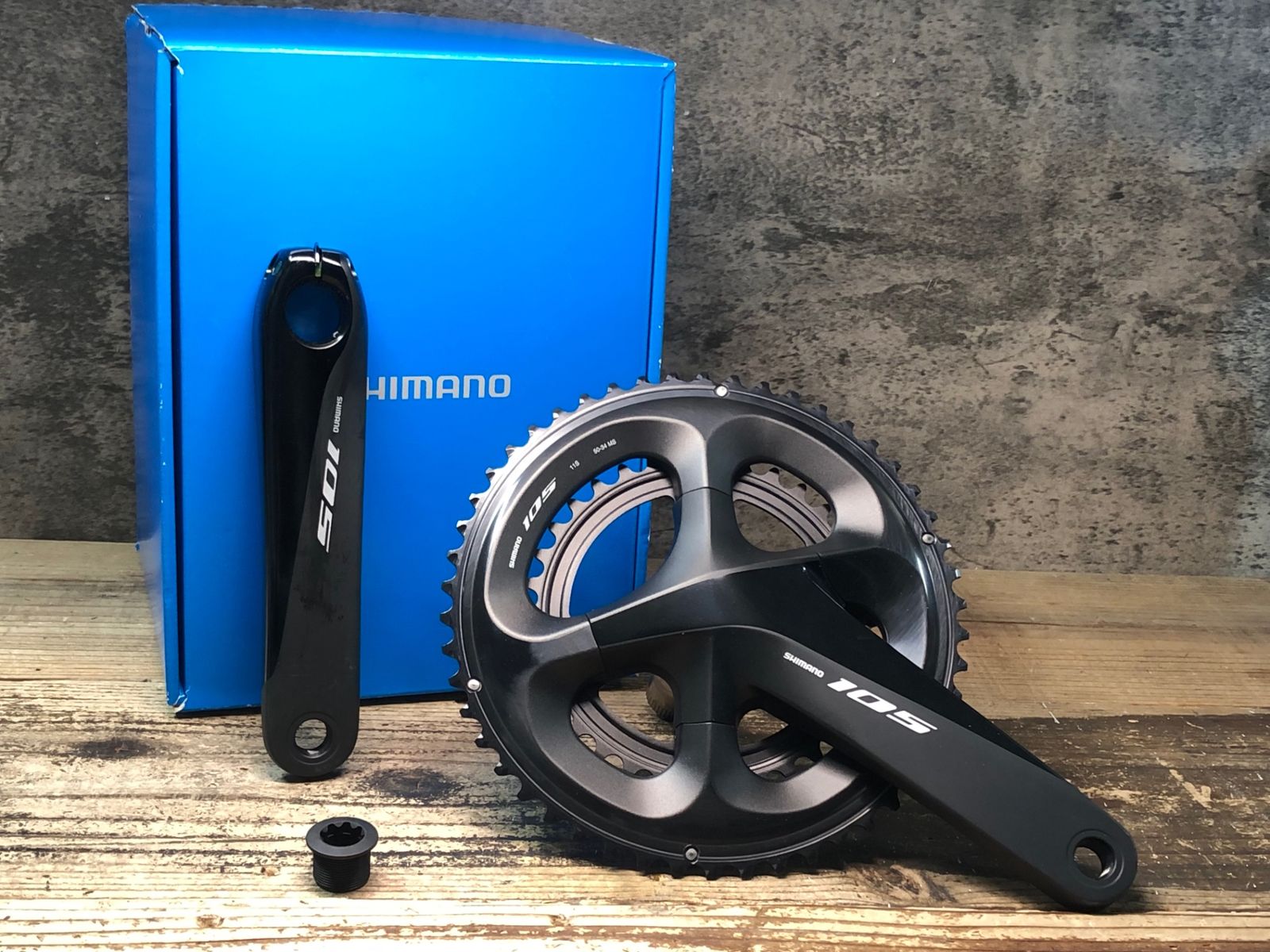 シマノ105 FC-R7000 50×34T 165mm ブラック 未使用 シマノ SHIMANO 105 FC-R7000 クランク ブラック 160mm 50/34