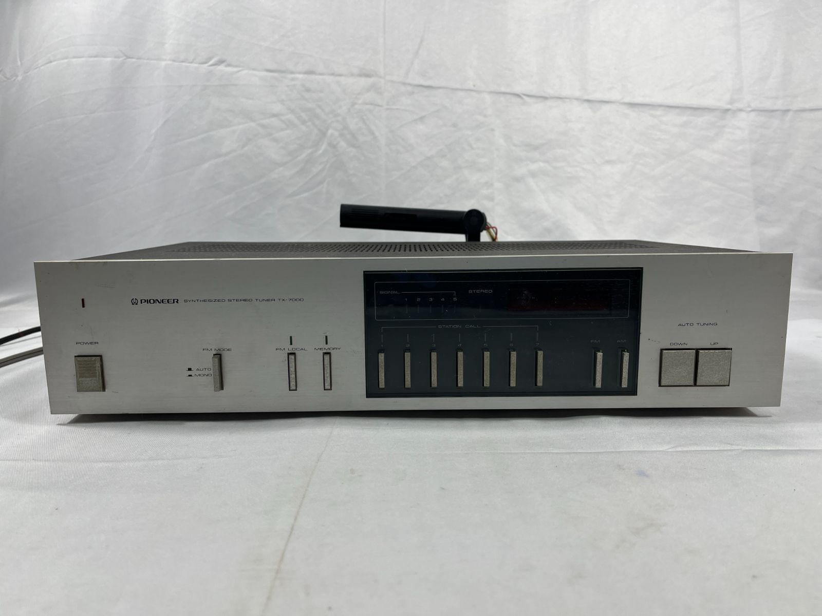 ジャンク品 PIONEER パイオニア SYNTHESIZED STEREO TUNER TX-7000