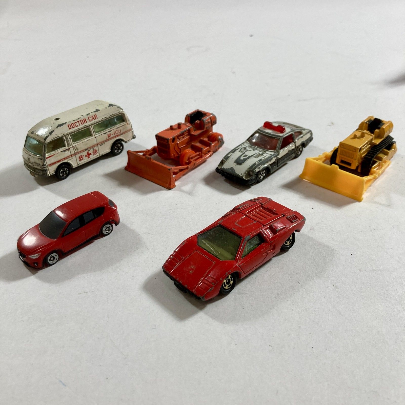 ☆ 【ジャンク品】 昭和レトロ ミニカー 17点 まとめ商品 レトロトミカ