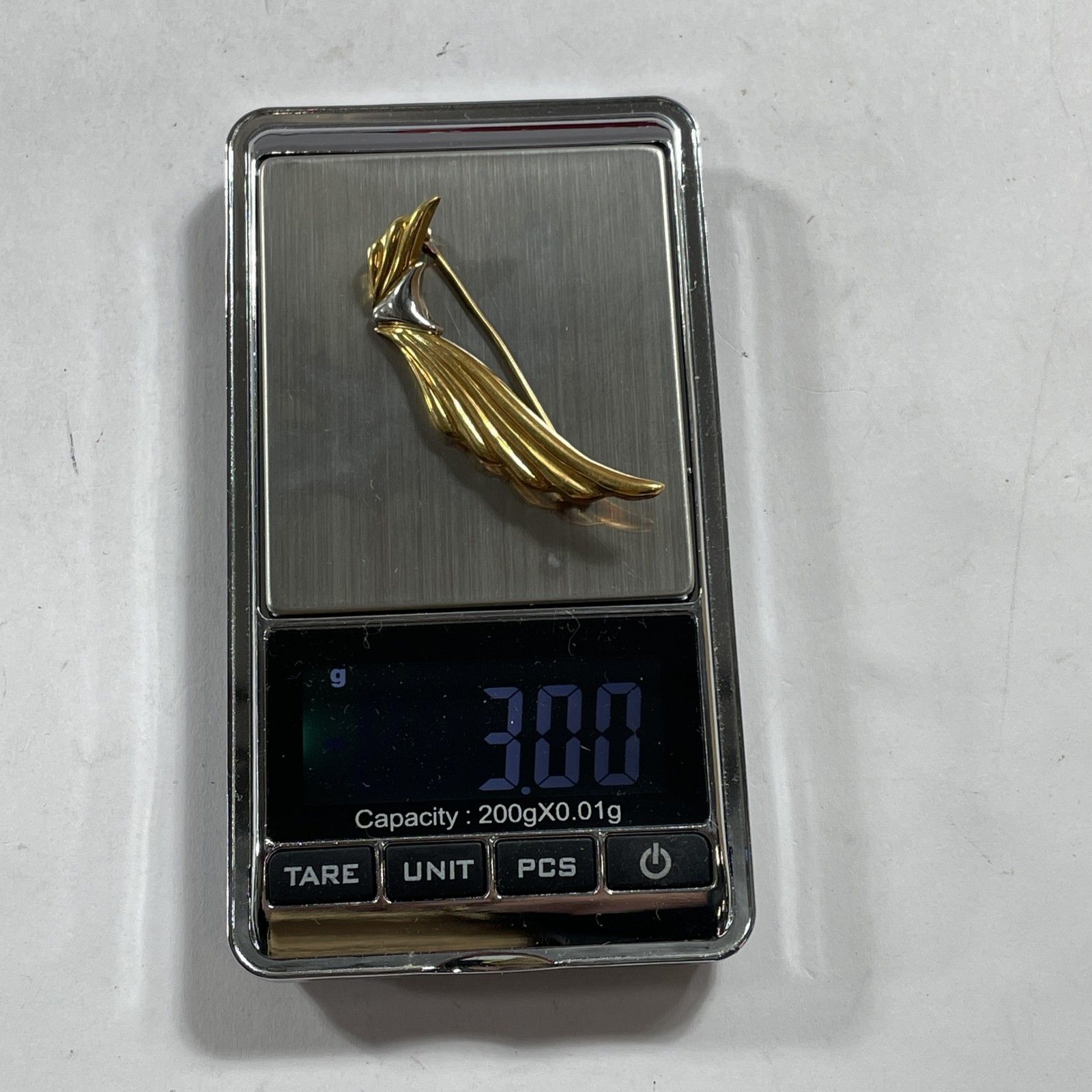 ブローチ　K18 Pt900 刻印あり ☆ K18/Pt900刻印 18金 プラチナ プラチナゴールドブローチ 総重量3.00