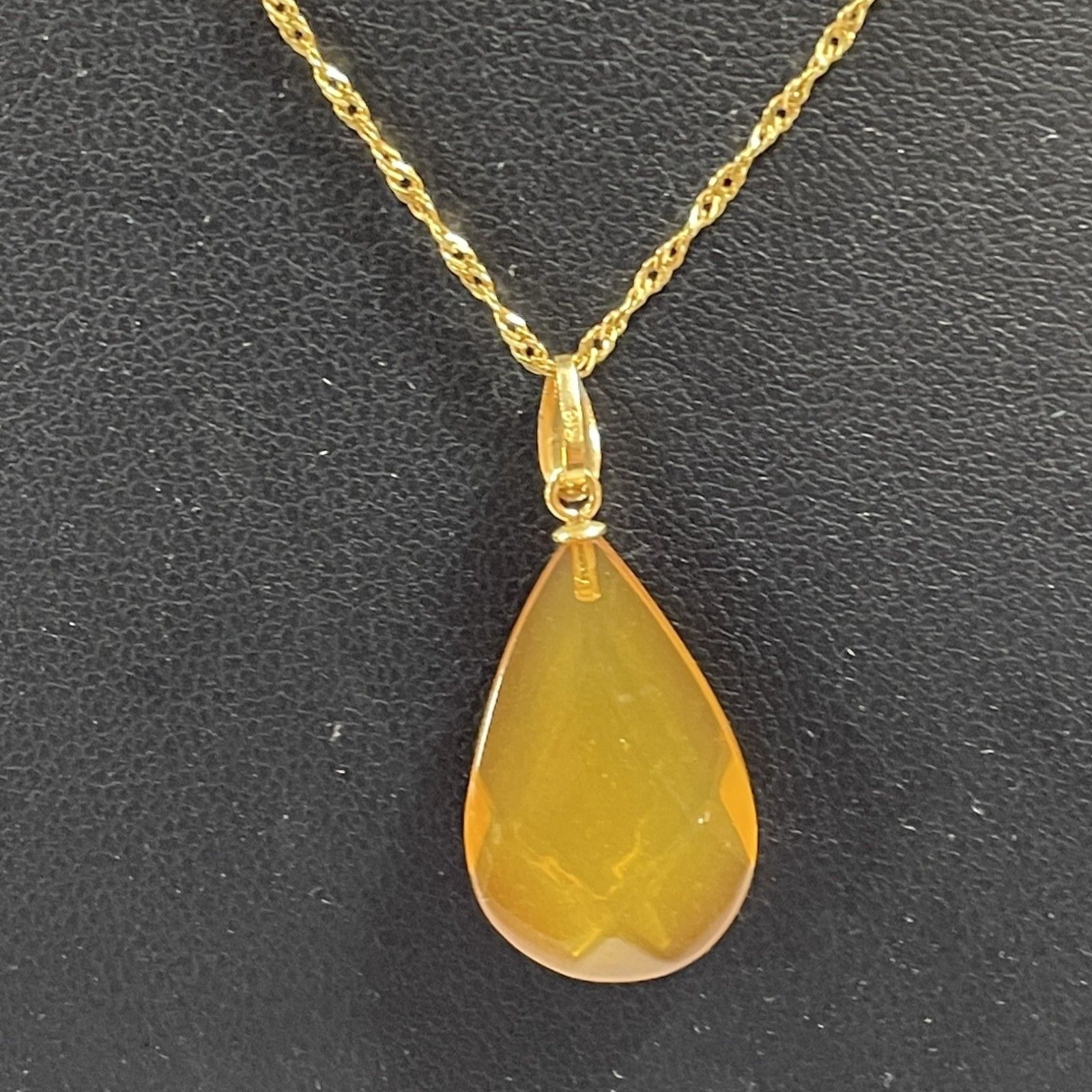 K18 750 ゴールド ツイストチェーン ネックレス K18 750 ツイストチェーンネックレス