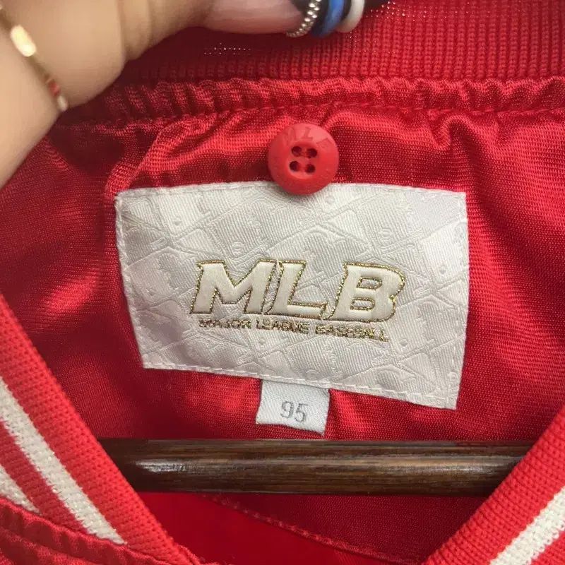 MLB ヒューストン・アストロズ ユニーク サテン スタジャン 95 C07777