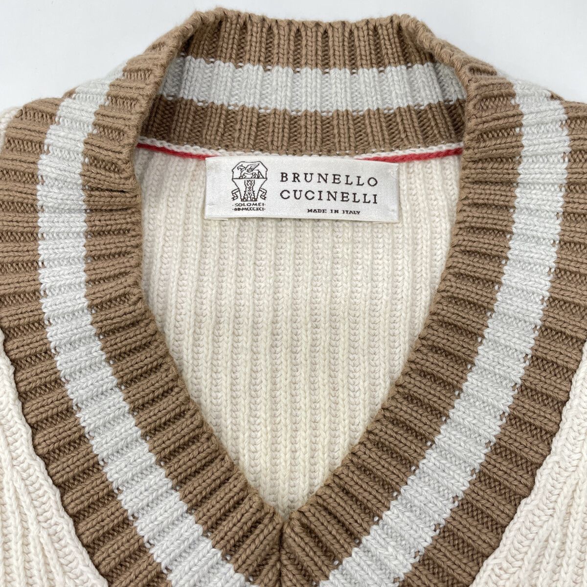 BRUNELLO CUCINELLI ブルネロクチネリ ｱｲﾎﾞﾘｰ ｺｯﾄﾝ Vﾈｯｸﾆｯﾄﾍﾞｽﾄ 44