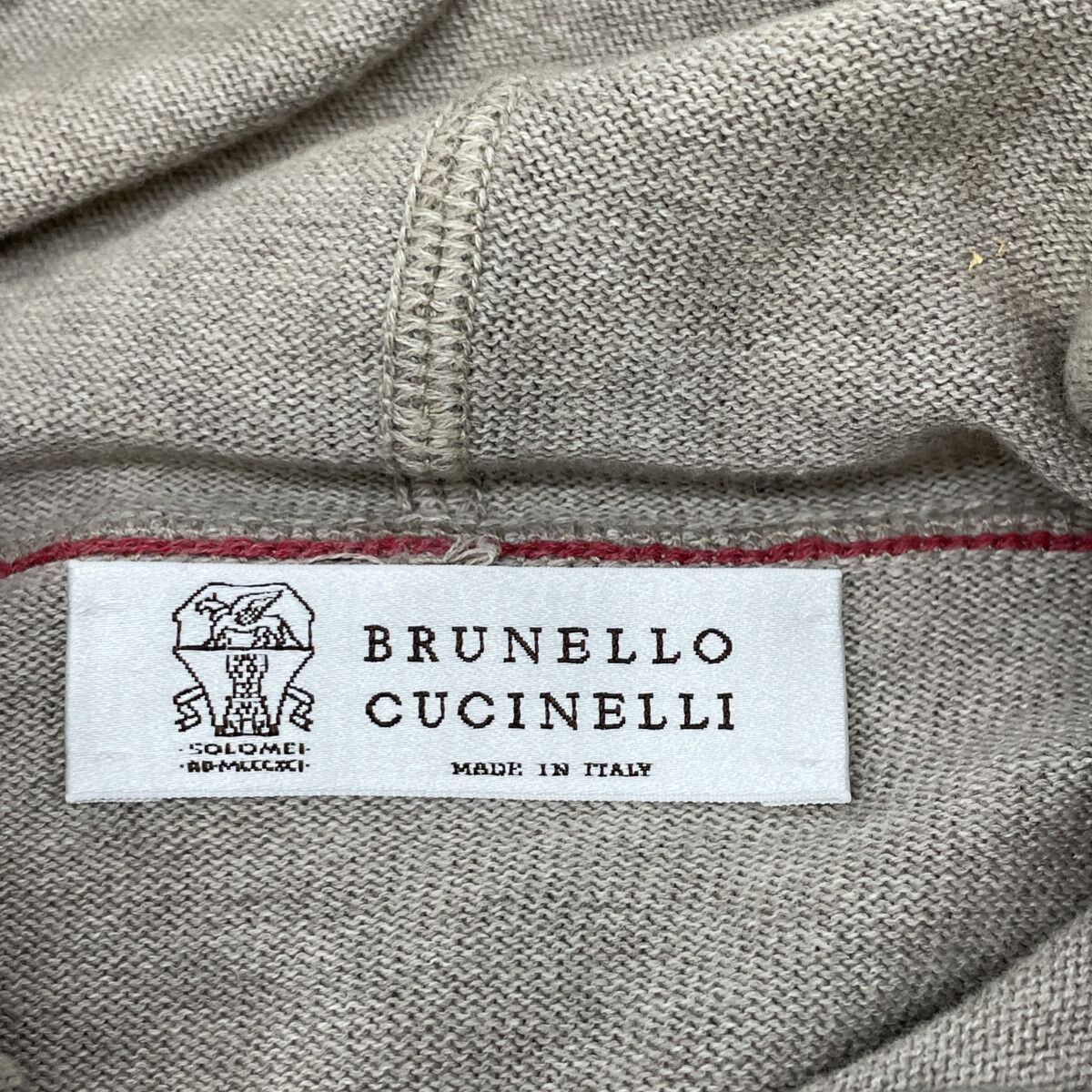 BRUNELLO CUCINELLI ブルネロクチネリ DE92360 ﾍﾞｰｼﾞｭ ｺｯﾄﾝ ﾌｰﾃﾞｨﾎﾞﾀﾝ
