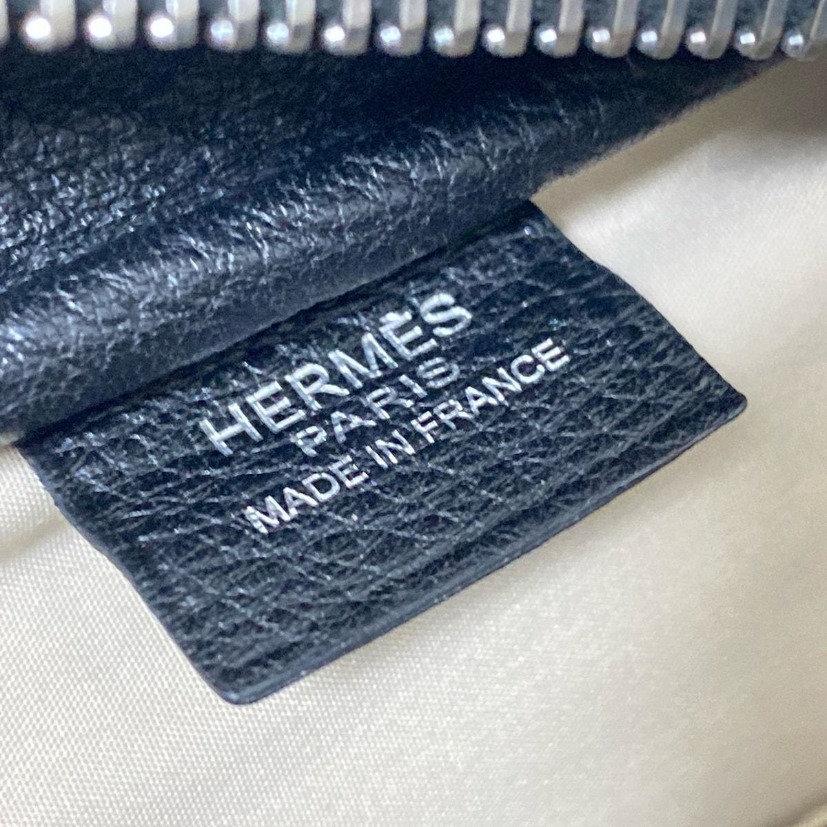 HERMES(エルメス) ポーチ トゥルース ヴィクトリアPM 黒 シルバー金具