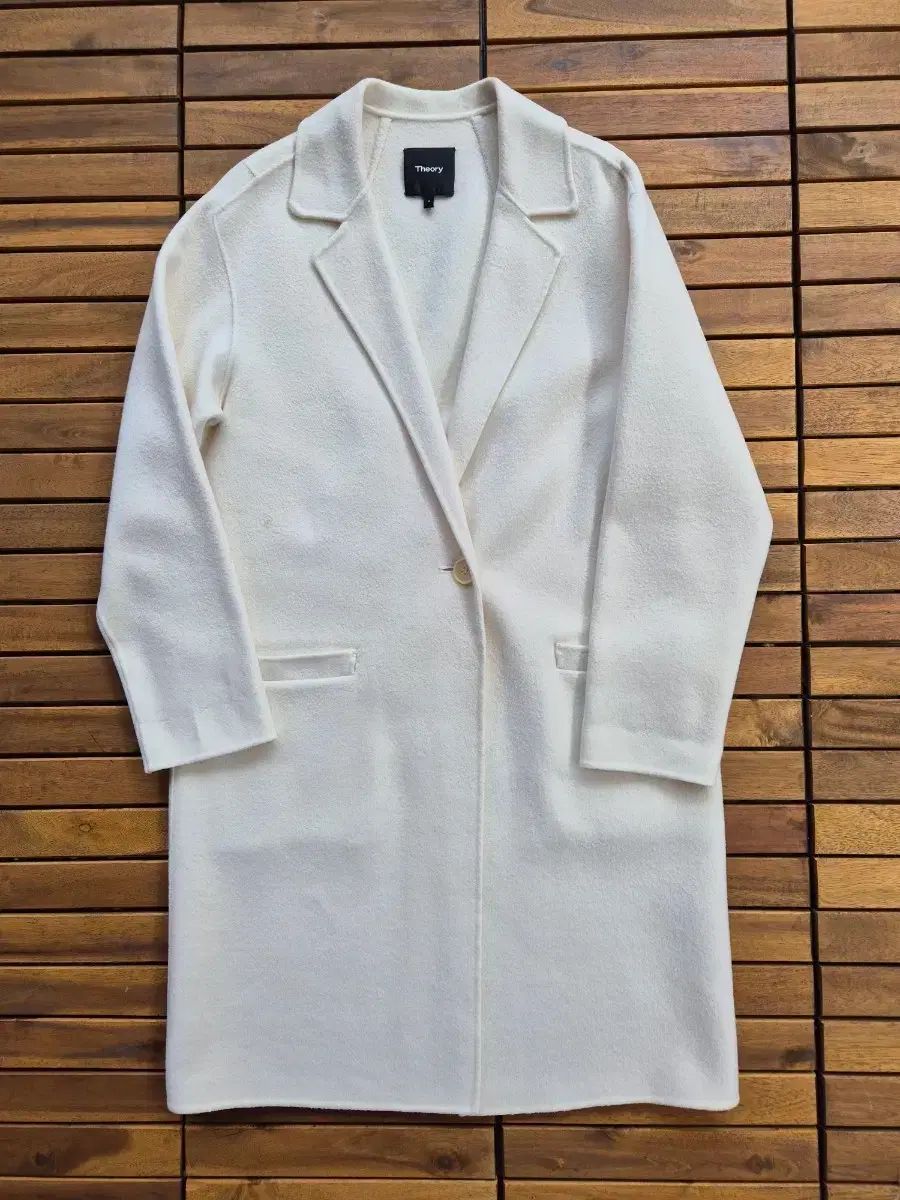 Theory セオリー 白 コート (日本) - メルカリ