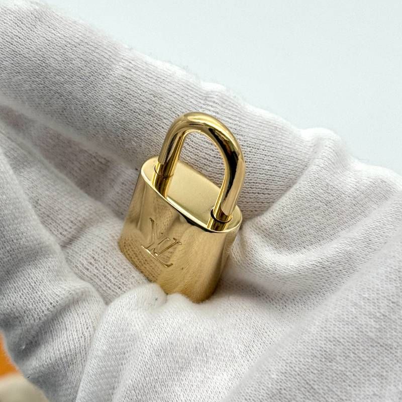 極美品 ルイヴィトン 正規 南京錠 パドロック カデナ キー セット 鍵