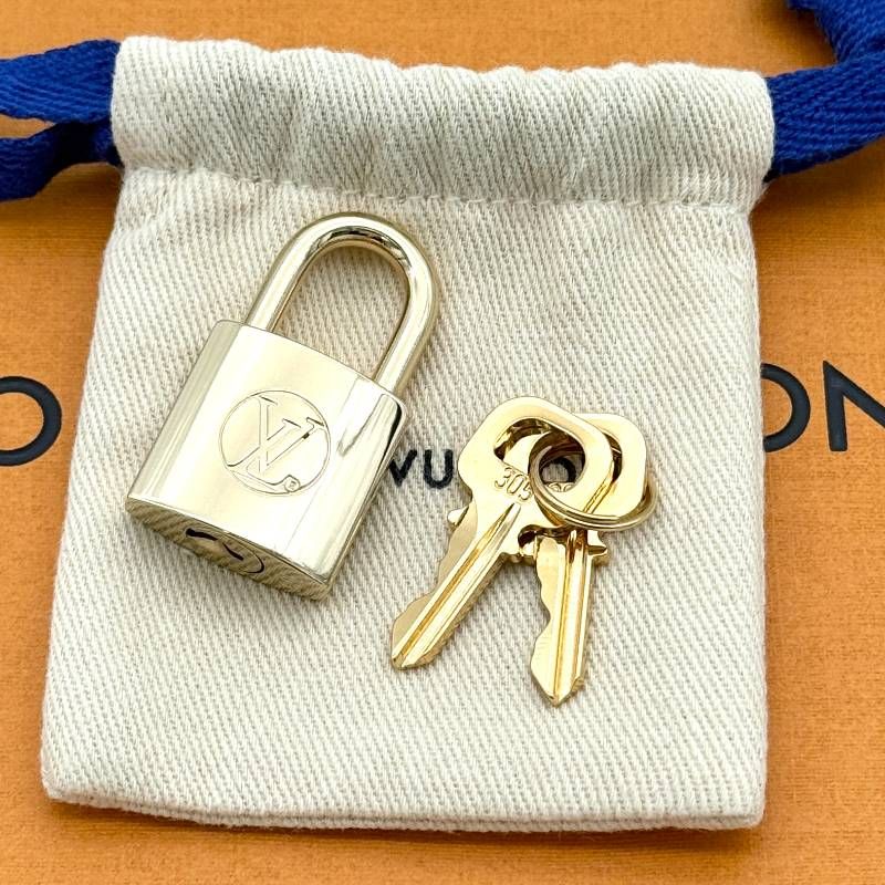 極美品 ルイヴィトン 正規 南京錠 パドロック カデナ キー セット 鍵