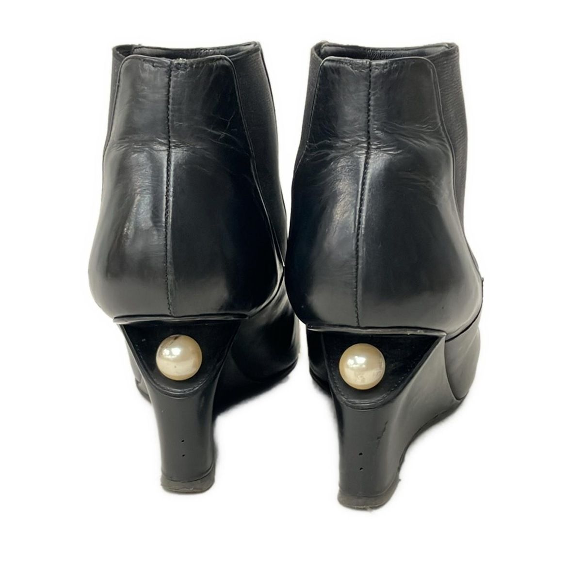 CHANEL(シャネル) ショートブーツ レディース - G30738 黒 サイドゴア