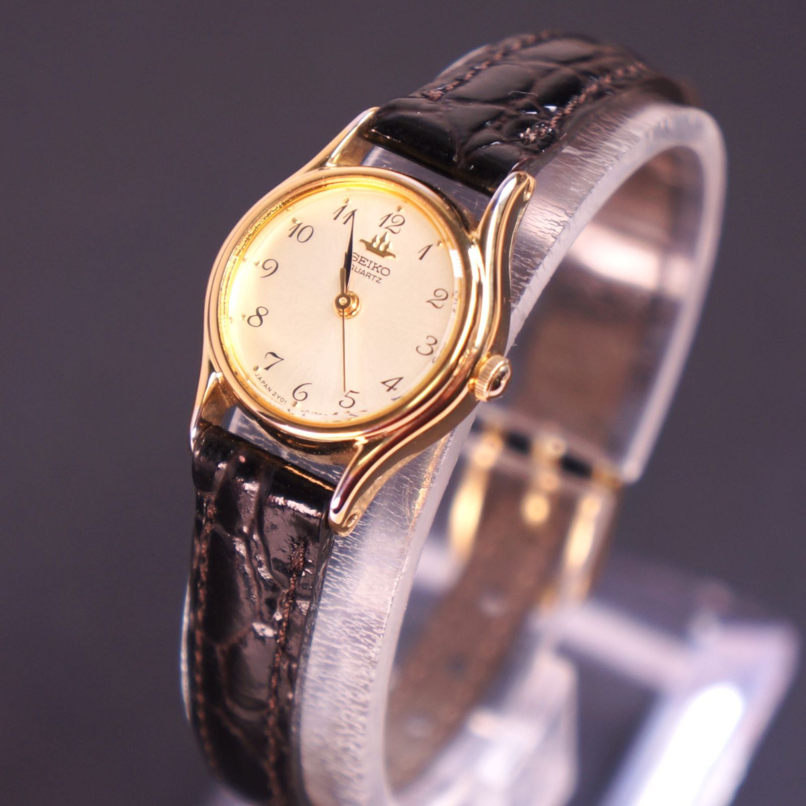 稼働美品】 SEIKO アンティーク レディース腕時計 新品ベルト 電池交換