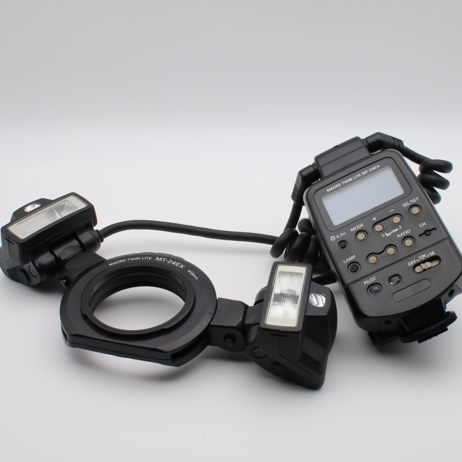 ほぼ新品】 Canon MT-24EX マクロツインライト ストロボ ヘッド2個 