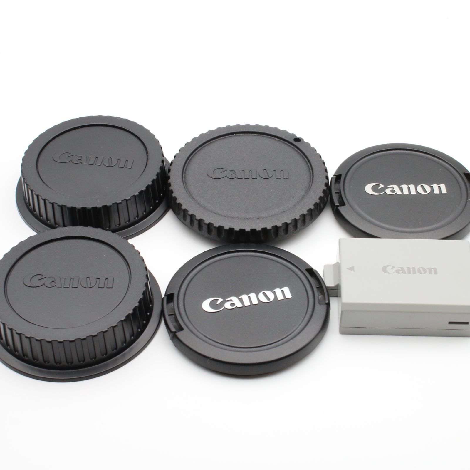 ほぼ新品】ショット数4,379回 Canon EOS Kiss X2 ダブルズームキット 