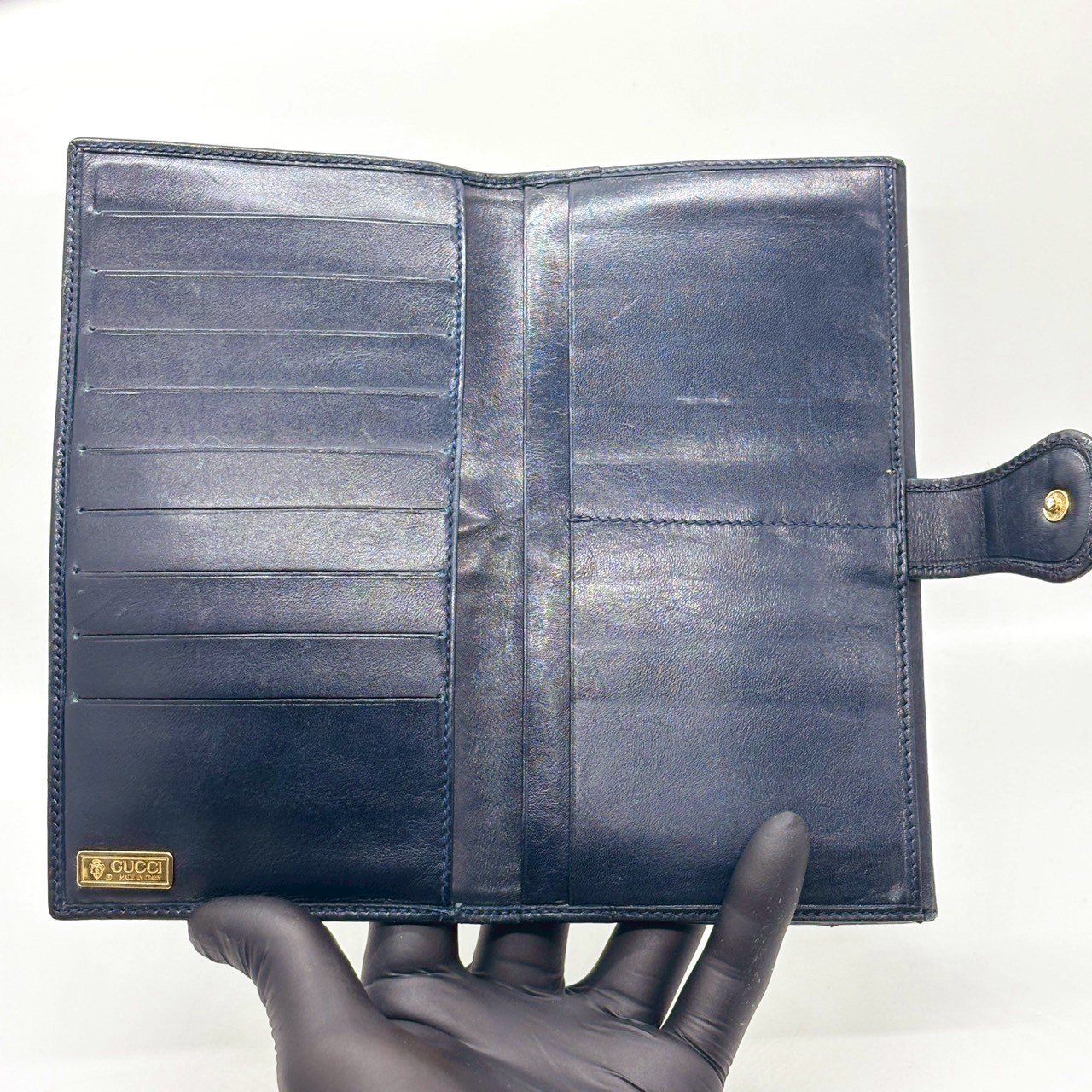 静かに映える大人GUCCI】 GUCCI 二つ折り財布 インターロッキング