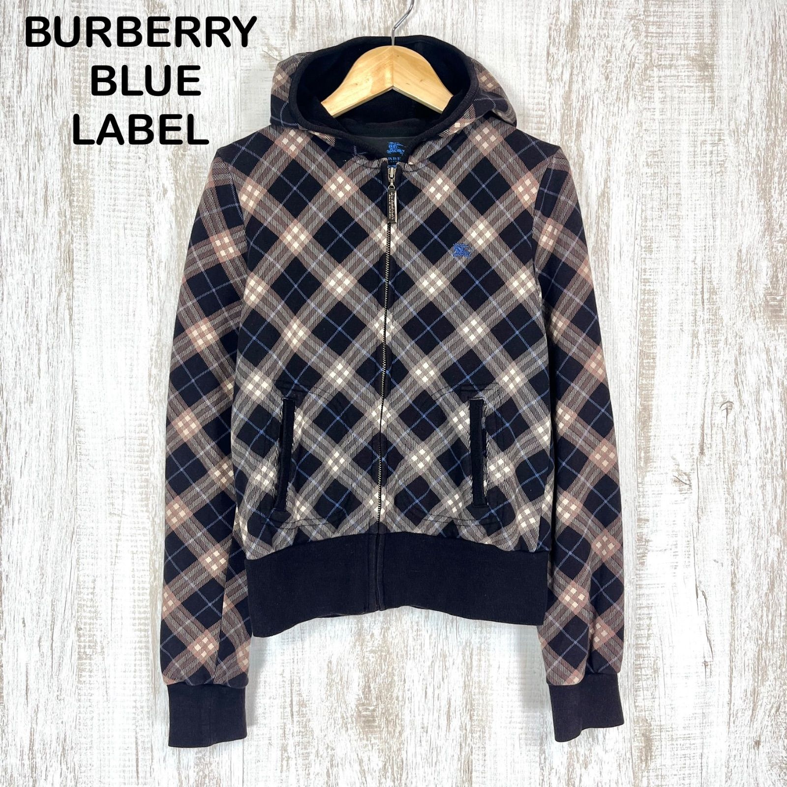 BURBERRY BLUE LABEL バーバリーブルーレーベル ホースロゴ刺繍 ノバ