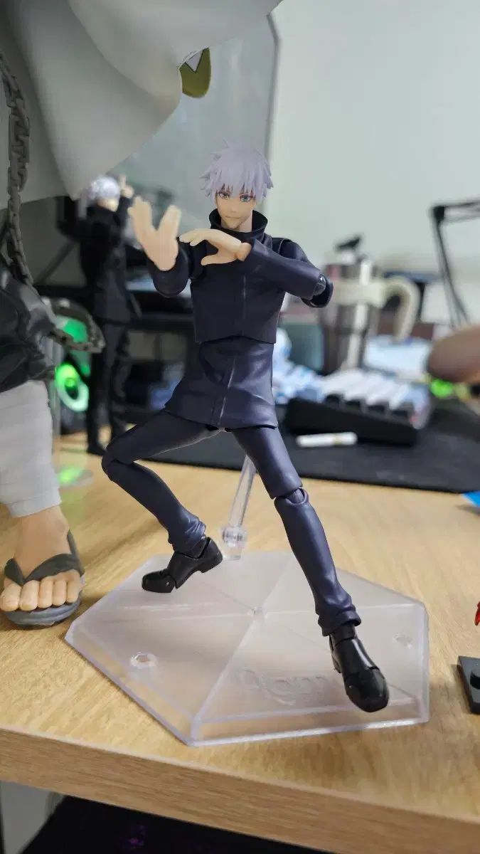 Figma 五条 悟 出品 販売済み 新商品* 五条 悟 フィギュア 出品 Amazon