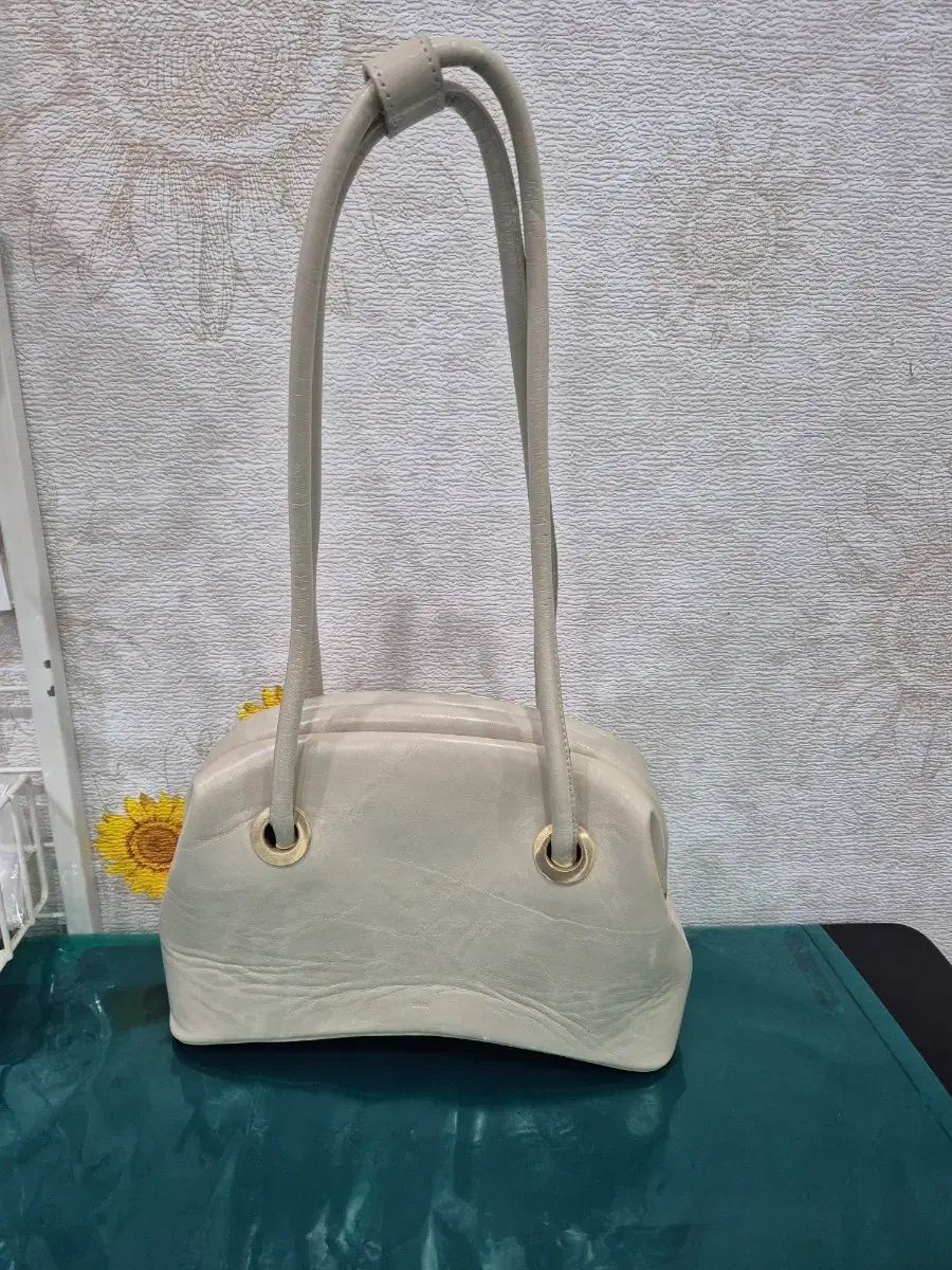 OSOI アイボリー ショルダーバッグ トートバッグ - メルカリ