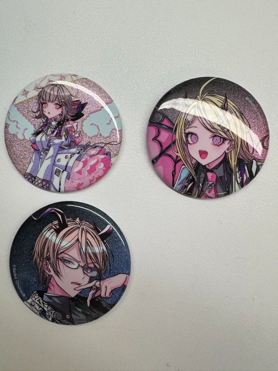 ダンガンロンパ Danganronpa 天使と悪魔 缶バッジ ダンガンロンパ Danganronpa 天使と悪魔 缶バッジ