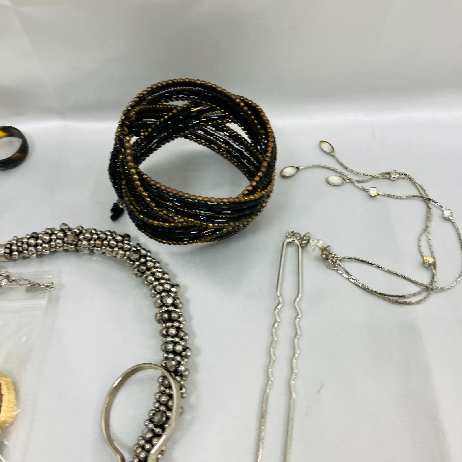 A【まとめ売り】アクセサリー ネックレス ブレスレット ブローチ べっ