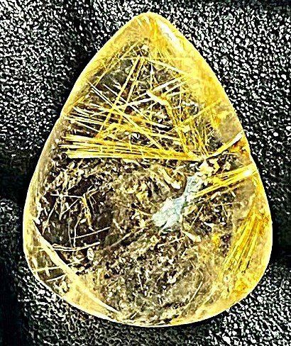 42.9㍉水晶鉱豊富& 太陽発射ルチルクォーツ　タイチンルチルクォーツ共生　開運 水晶鉱豊富& 太陽発射ルチルクォーツ タイチンルチルクォーツ&大量の