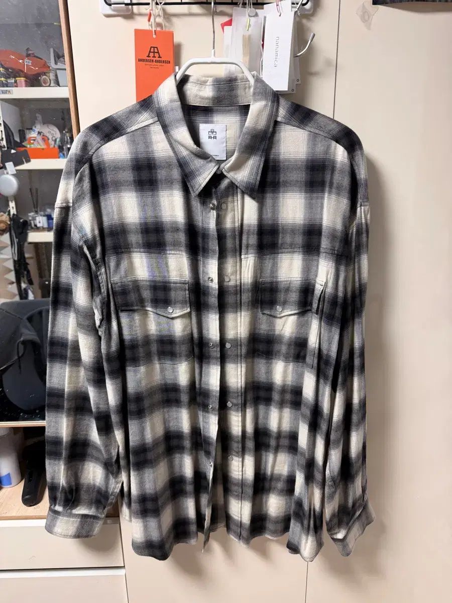 支給品フィオレンティーナ ヴラホヴィッチのサイン 2024