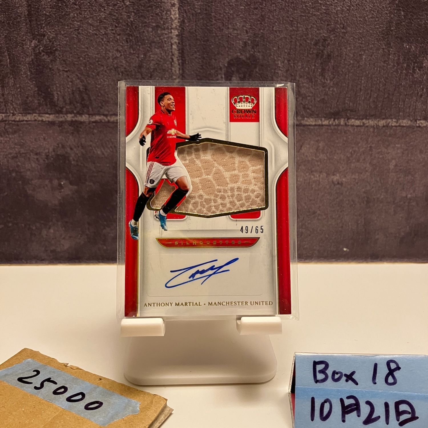 2019-20 Panini Crown Royale Anthony Martial 49/65 直筆サインカード