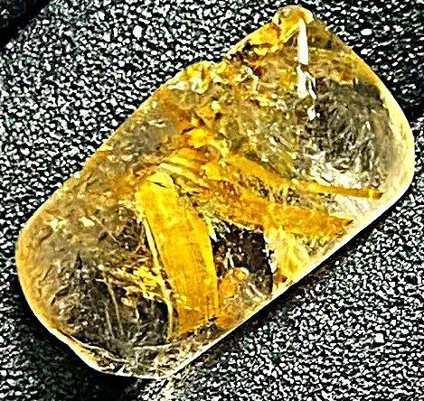 タイチンルチル　金針太高品質 上質EU製☆ROBEAN☆定価135万円☆天然タイチンルチルクォーツ太金針