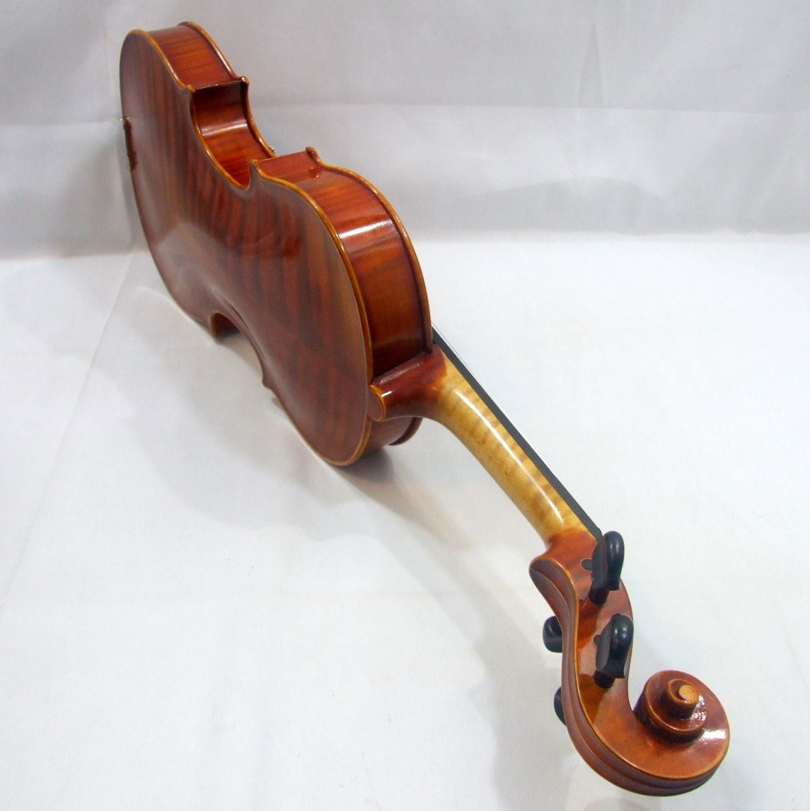 スズキバイオリン No550 4/4 1978年 虎杢 ドミナント弦搭載 ケース