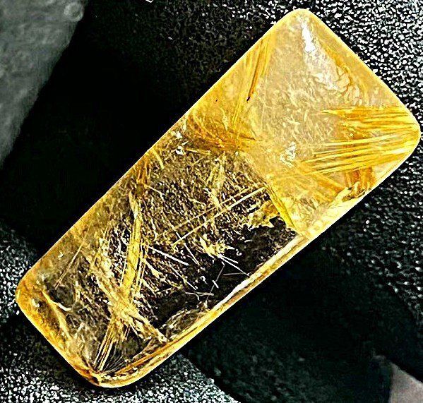 タイチンルチル　金針太高品質 上質EU製☆ROBEAN☆定価135万円☆天然タイチンルチルクォーツ太金針